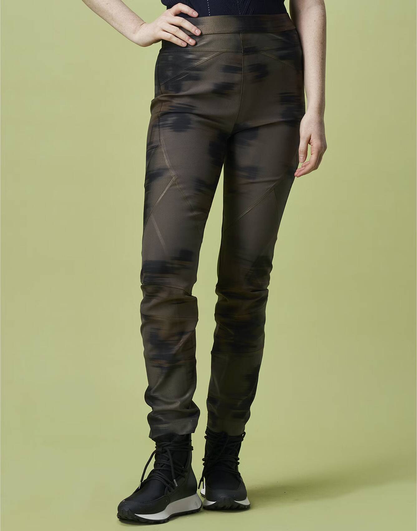 Hose HI LAY OUT | HIGH