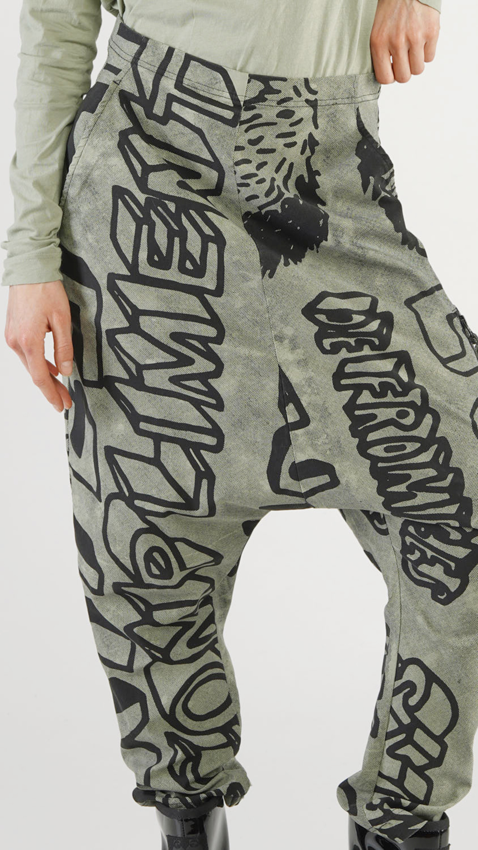 Rundholz Loose stretch pants - 1251630110 - black I SELECT